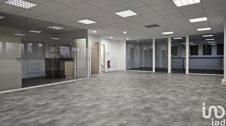 Ma-Cabane - Vente Divers Croix, 500 m²