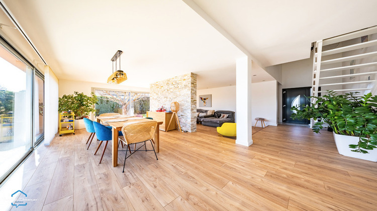 Ma-Cabane - Vente Divers DIJON, 174 m²