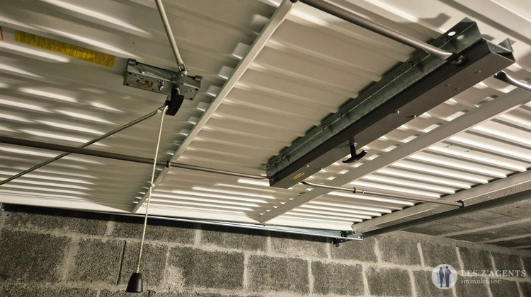 Ma-Cabane - Vente Divers ECHIROLLES, 15 m²