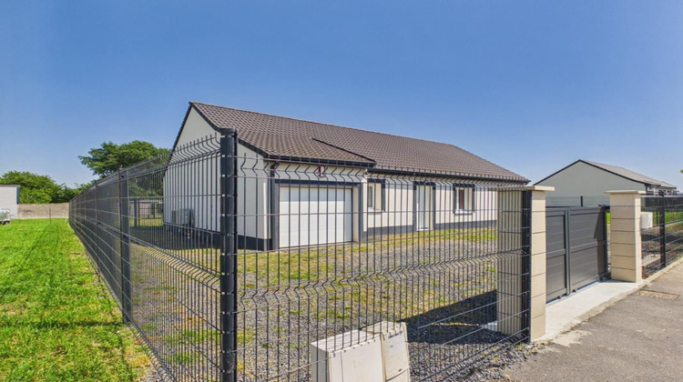 Ma-Cabane - Vente Divers ESTREES DENIECOURT, 97 m²