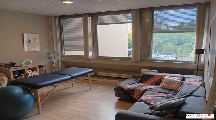 Ma-Cabane - Vente Divers Ferney-Voltaire, 70 m²