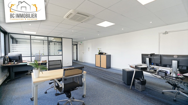 Ma-Cabane - Vente Divers Ferney-Voltaire, 71 m²