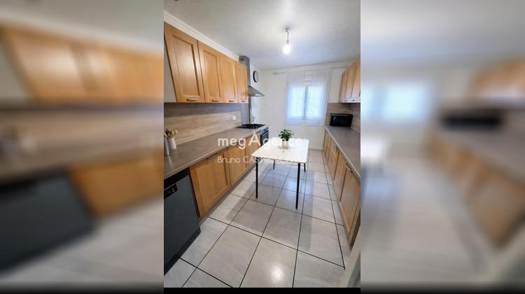 Ma-Cabane - Vente Divers FLEURY LES AUBRAIS, 89 m²