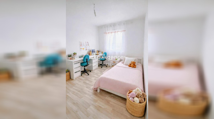 Ma-Cabane - Vente Divers FLEURY LES AUBRAIS, 89 m²