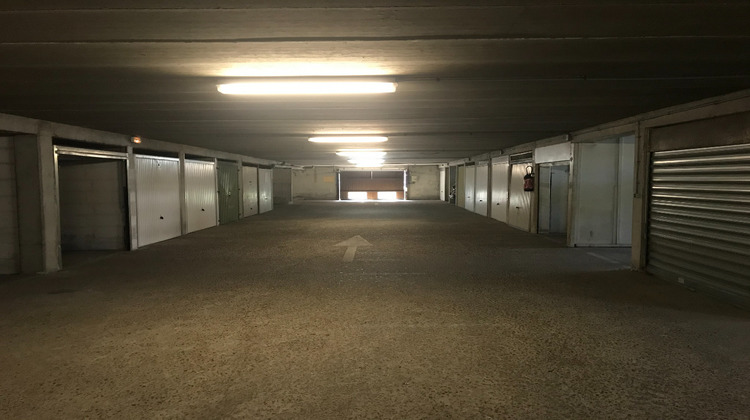 Ma-Cabane - Vente Divers FLEURY-LES-AUBRAIS, 11 m²