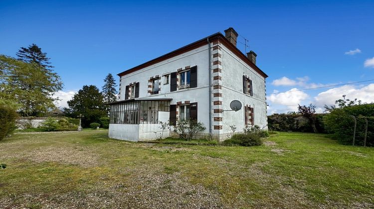 Ma-Cabane - Vente Divers FONTAINEBLEAU, 192 m²