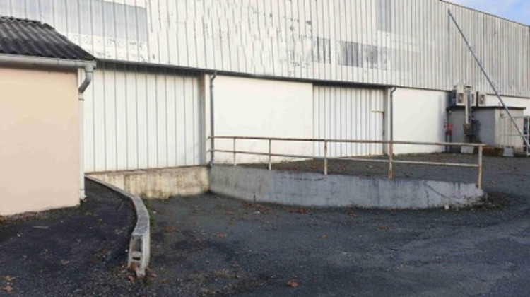 Ma-Cabane - Vente Divers FONTENAY LE COMTE, 834 m²