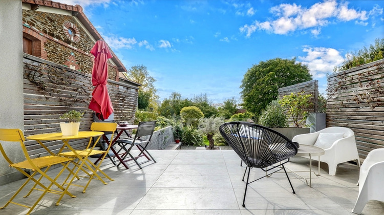 Ma-Cabane - Vente Divers FONTENAY SOUS BOIS, 215 m²