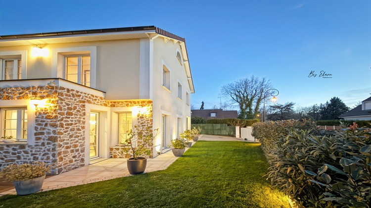 Ma-Cabane - Vente Divers GOUVERNES, 137 m²