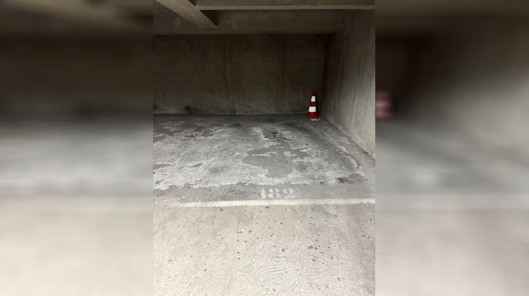 Ma-Cabane - Vente Divers GRASSE, 14 m²