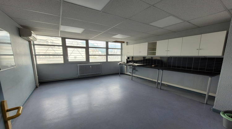 Ma-Cabane - Vente Divers Grenoble, 390 m²