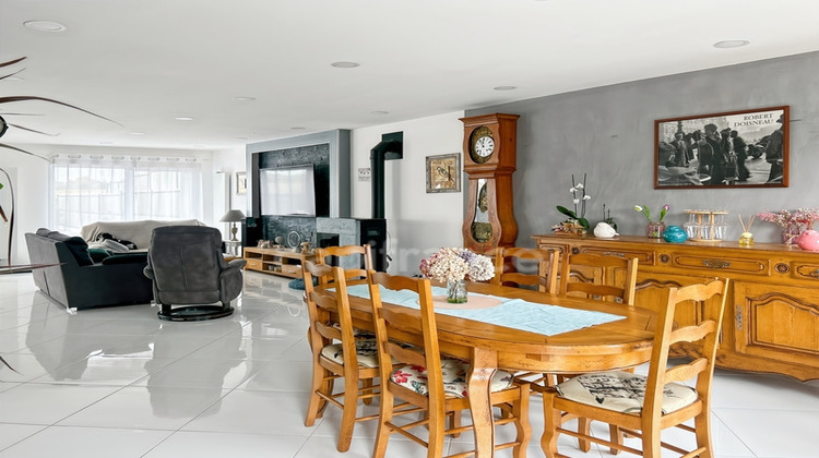 Ma-Cabane - Vente Divers HAULCHIN, 200 m²