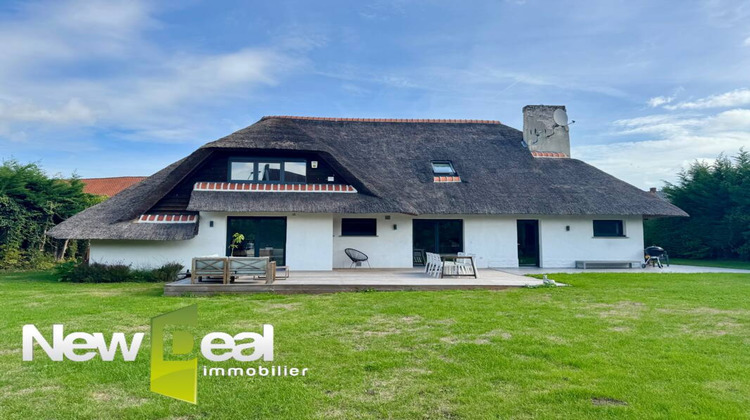 Ma-Cabane - Vente Divers HERGNIES, 240 m²