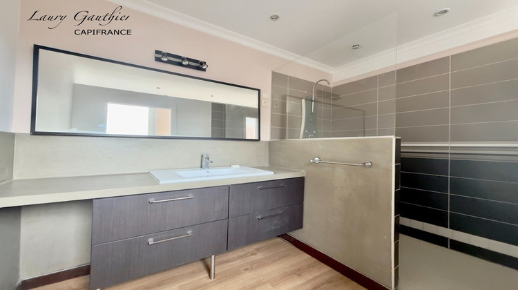 Ma-Cabane - Vente Divers HOUPLINES, 175 m²