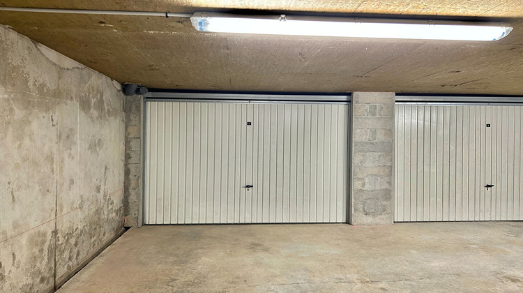 Ma-Cabane - Vente Divers HYERES, 15 m²