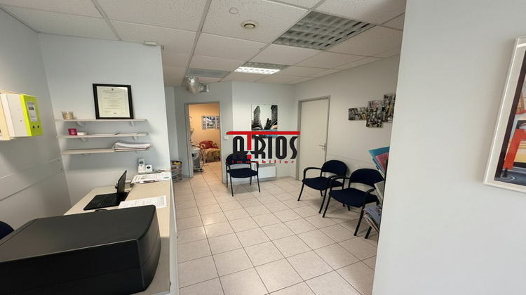 Ma-Cabane - Vente Divers Hyères, 60 m²