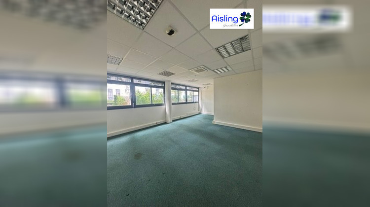 Ma-Cabane - Vente Divers Joué-lès-Tours, 200 m²