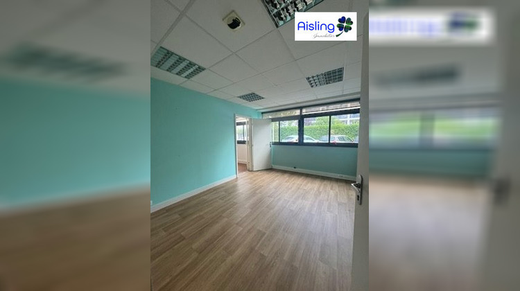 Ma-Cabane - Vente Divers Joué-lès-Tours, 200 m²