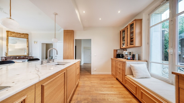 Ma-Cabane - Vente Divers JUVISY SUR ORGE, 234 m²