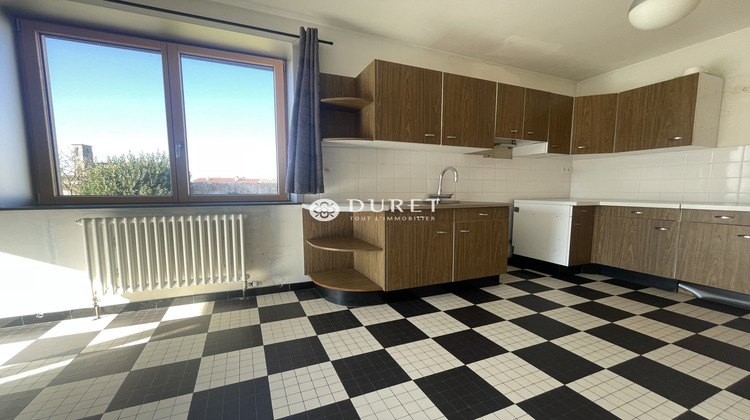 Ma-Cabane - Vente Divers La Bruffière, 230 m²