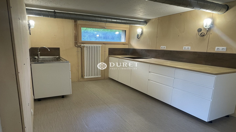 Ma-Cabane - Vente Divers La Bruffière, 230 m²