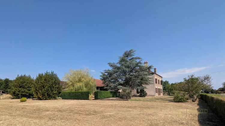 Ma-Cabane - Vente Divers LA CHAPELLE SAINT SAUVEUR, 117 m²