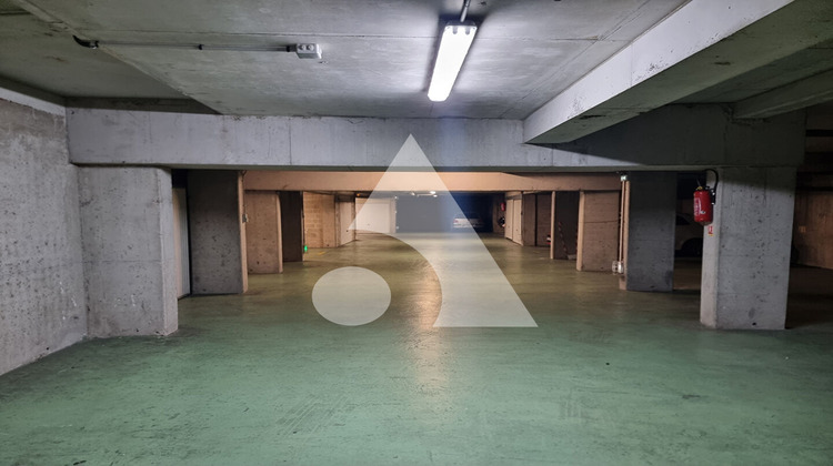 Ma-Cabane - Vente Divers LA GARENNE-COLOMBES, 28 m²