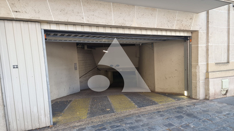 Ma-Cabane - Vente Divers LA GARENNE-COLOMBES, 28 m²