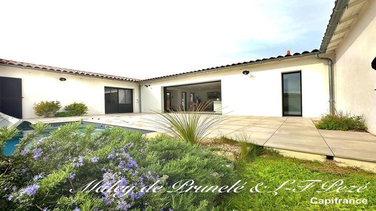 Ma-Cabane - Vente Divers LA ROCHELLE, 180 m²