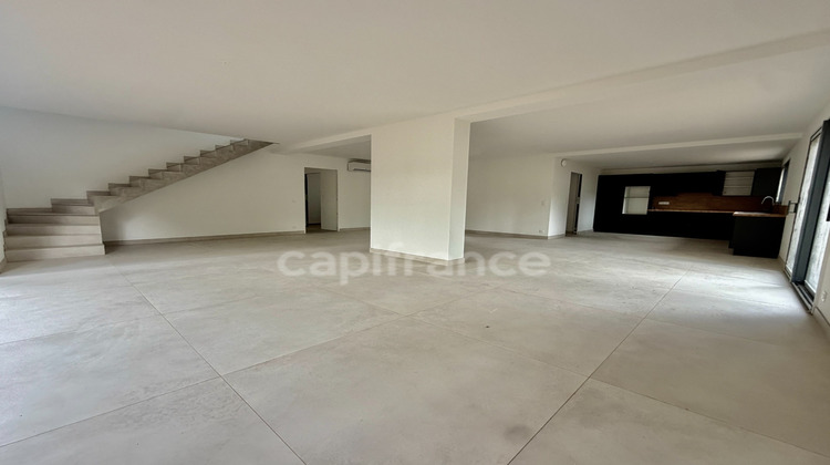 Ma-Cabane - Vente Divers LA SOURCE, 195 m²