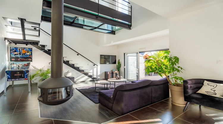 Ma-Cabane - Vente Divers LARMOR BADEN, 146 m²