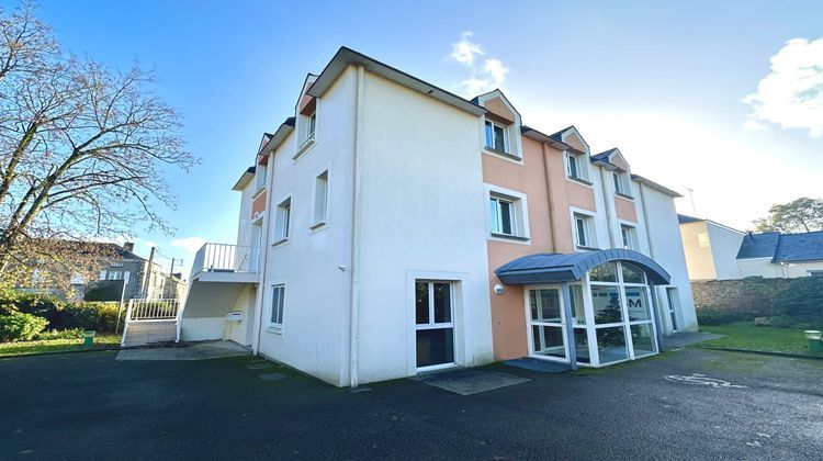 Ma-Cabane - Vente Divers Laval, 365 m²