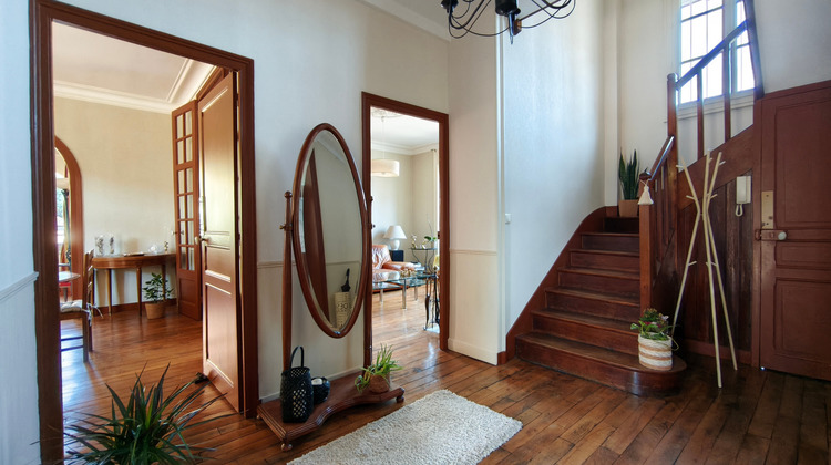 Ma-Cabane - Vente Divers LAVAL, 170 m²