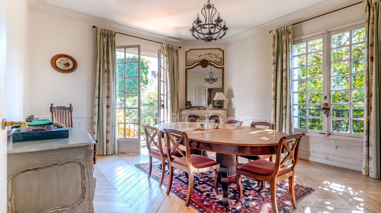 Ma-Cabane - Vente Divers LE CHESNAY, 212 m²