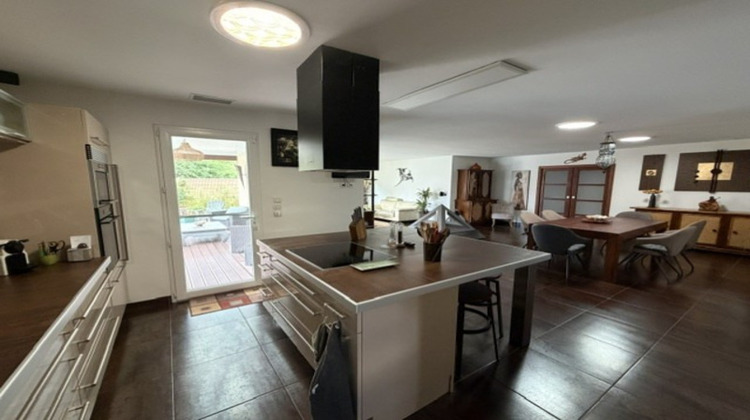 Ma-Cabane - Vente Divers LE HAILLAN, 139 m²