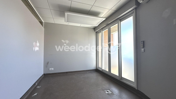 Ma-Cabane - Vente Divers Le Pontet, 64 m²