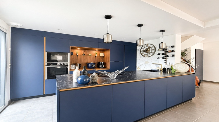 Ma-Cabane - Vente Divers LE RELECQ KERHUON, 127 m²