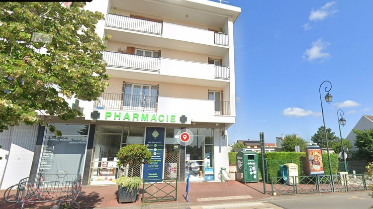 Ma-Cabane - Vente Divers Les Clayes-sous-Bois, 261 m²