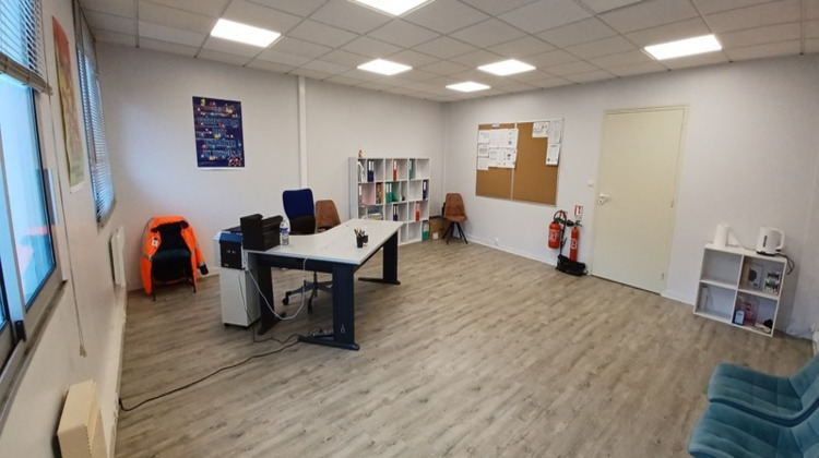Ma-Cabane - Vente Divers LILLEBONNE, 34 m²