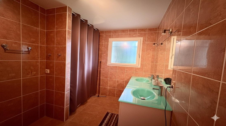 Ma-Cabane - Vente Divers LISSAC ET MOURET, 157 m²