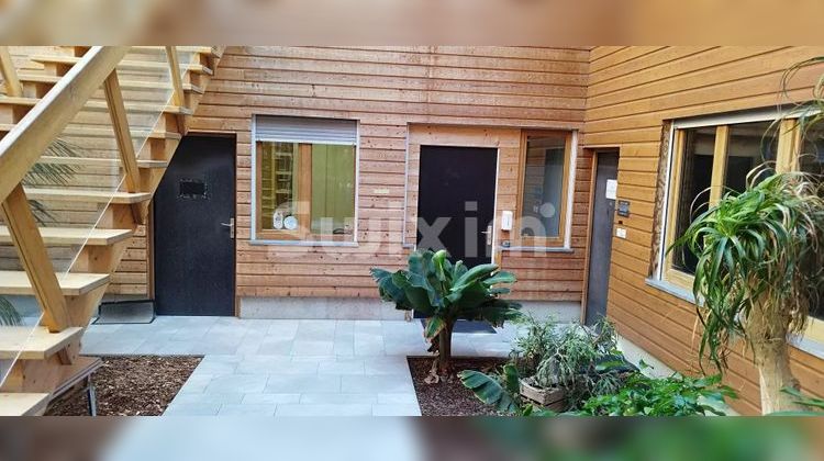 Ma-Cabane - Vente Divers Lons-le-Saunier, 71 m²