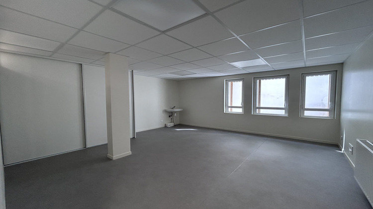 Ma-Cabane - Vente Divers Lorient, 251 m²