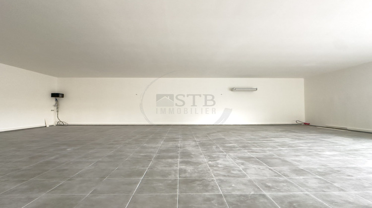 Ma-Cabane - Vente Divers Loriol-sur-Drôme, 259 m²