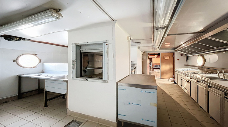 Ma-Cabane - Vente Divers LYON, 204 m²