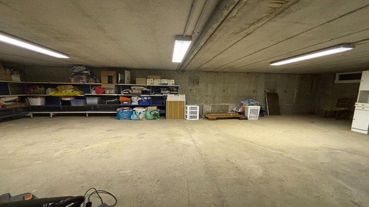 Ma-Cabane - Vente Divers LYON, 80 m²