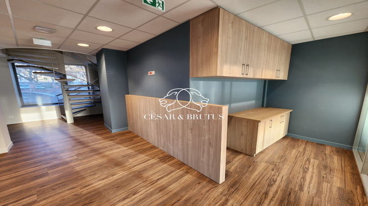 Ma-Cabane - Vente Divers Lyon, 170 m²