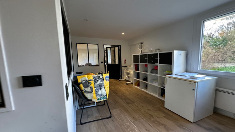 Ma-Cabane - Vente Divers LYON 8EME ARRONDISSEMENT, 93 m²