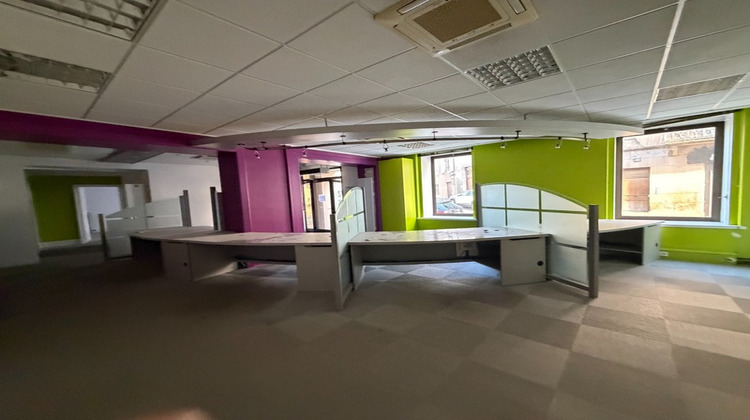 Ma-Cabane - Vente Divers MACON, 210 m²