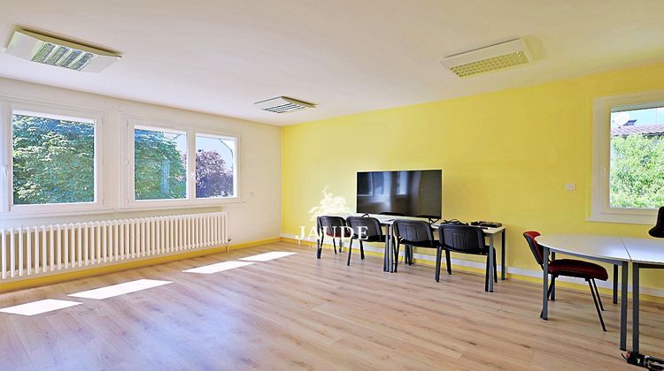 Ma-Cabane - Vente Divers Manzat, 118 m²