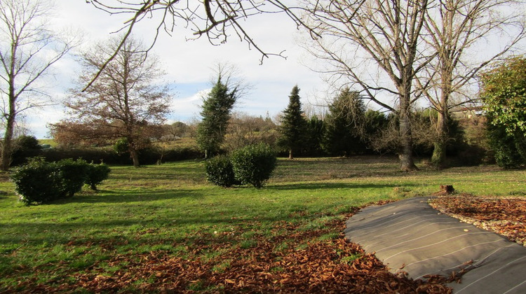 Ma-Cabane - Vente Divers MARCILLAC SAINT QUENTIN, 150 m²